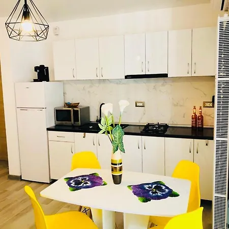 Summer Vibe By Euxin Appartement